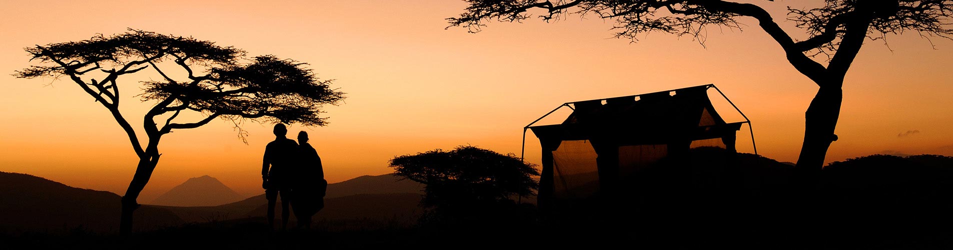 Tanzania Safari Olivers Camp Flycamping sunrise